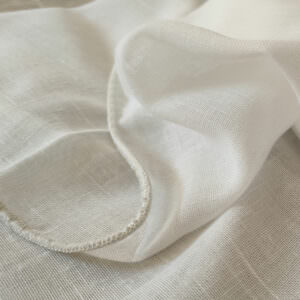 linen-look-sheer-with-weighted-hem-made-to-measure-by-Design-JR-in chafford-hundred